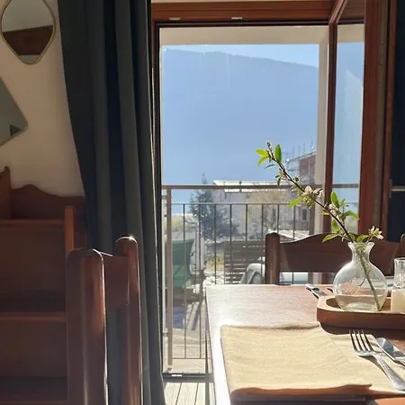 Living - Valorsa 39 Apartamento Tirano